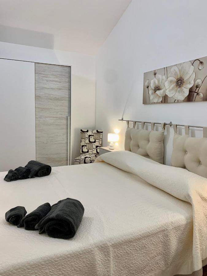 casa vacanza V&G Domus De Maria Esterno foto