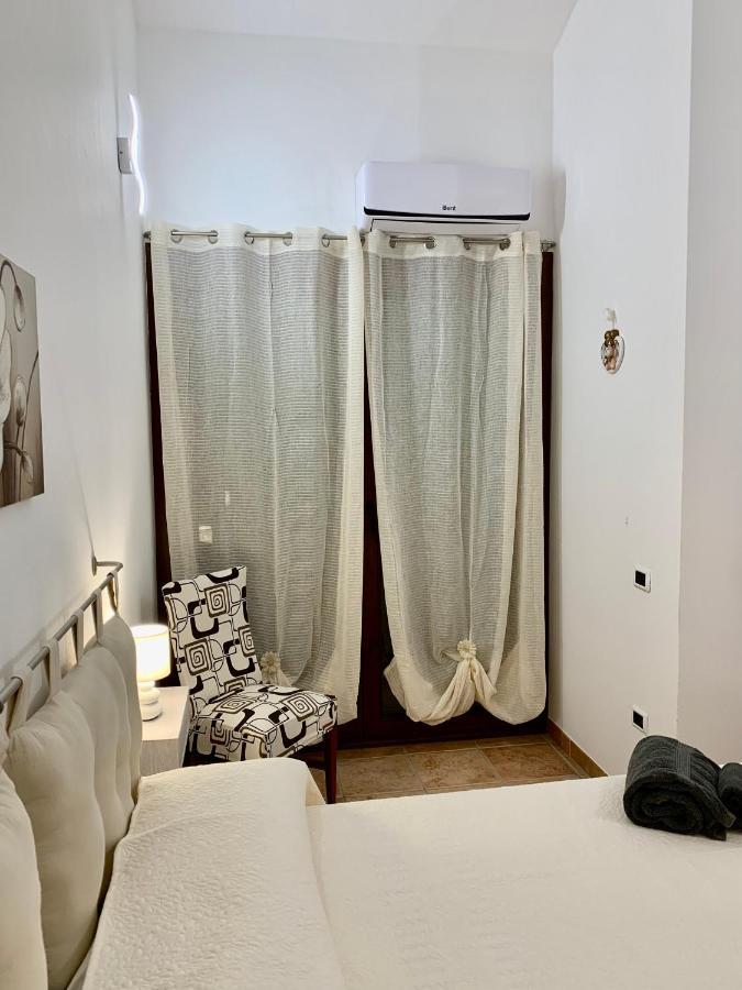 casa vacanza V&G Domus De Maria Esterno foto