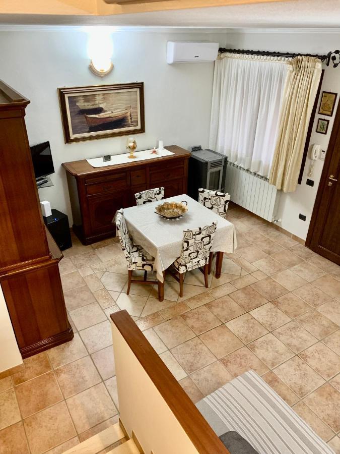 casa vacanza V&G Domus De Maria Esterno foto